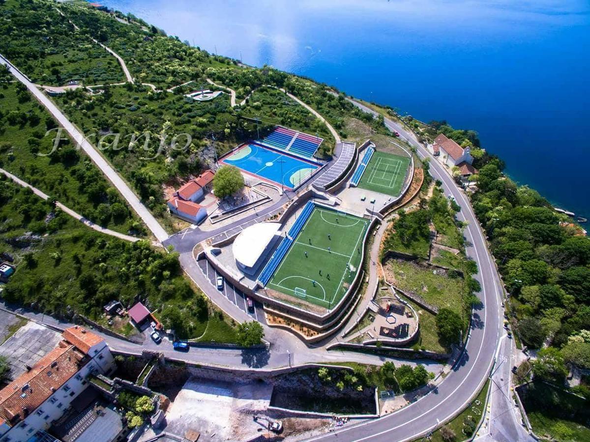 Apartmani Pod Nehajem Senj  Exteriér fotografie